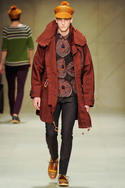 Look 8